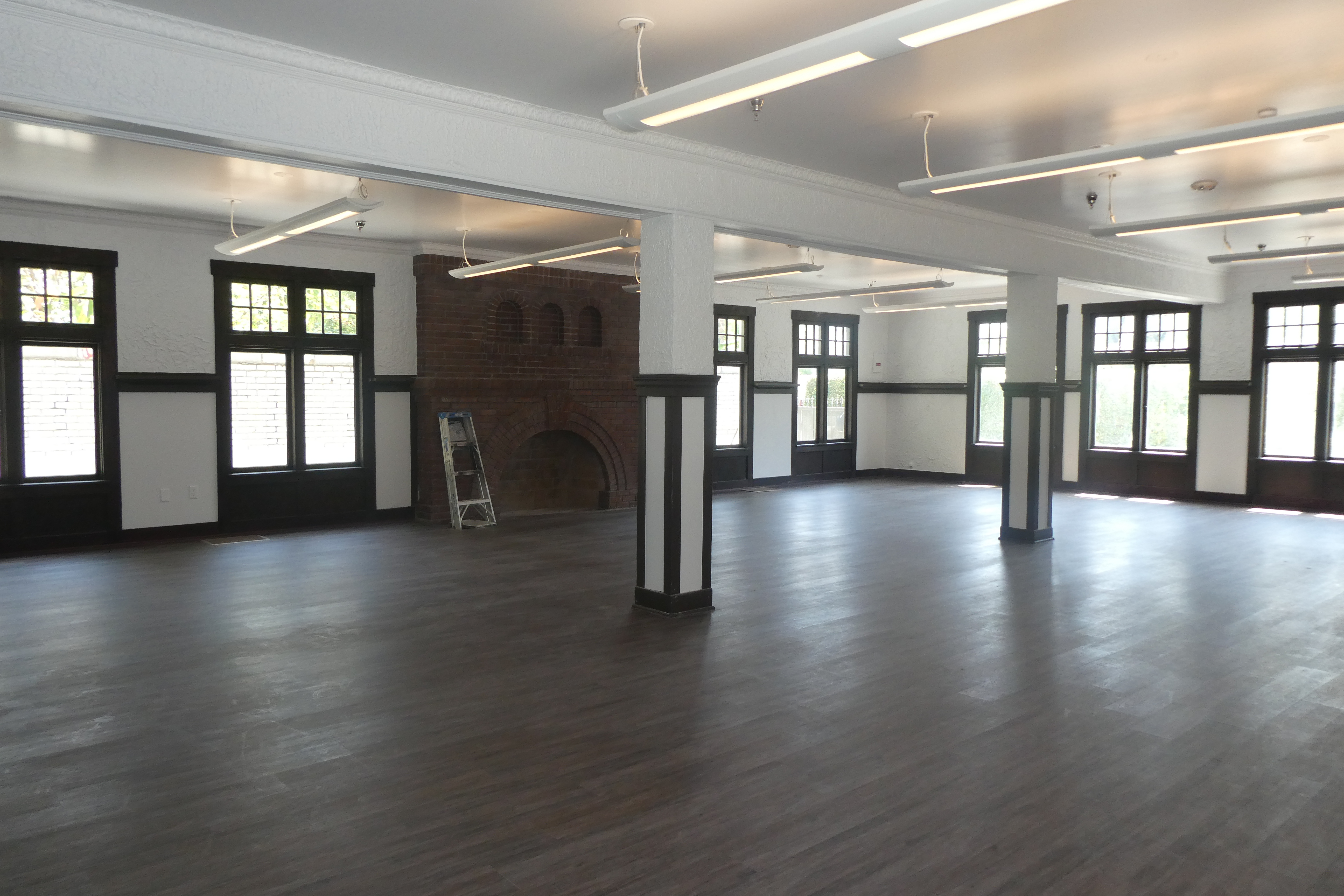 Renovated meeting room 